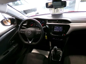 Car image 23