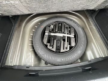 Car image 35