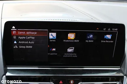 Car image 40