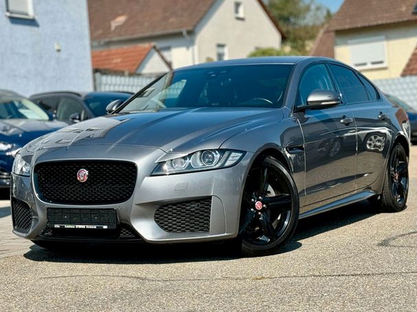 Jaguar XF 25d AWD Chequered Flag 177 kW image number 1