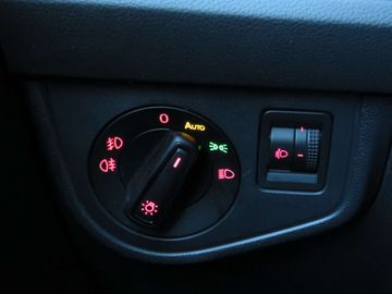 Car image 33