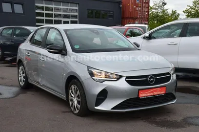 Car image 3