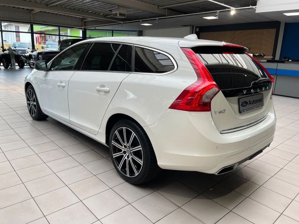 Volvo V60 D6 Momentum AWD 212 kW image number 5