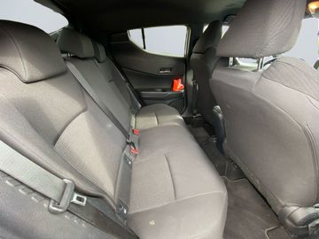 Car image 8