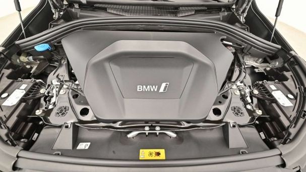 BMW iX1 xDrive30 200 kW image number 5