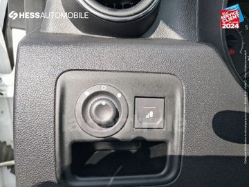 Car image 35