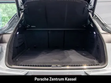 Car image 35
