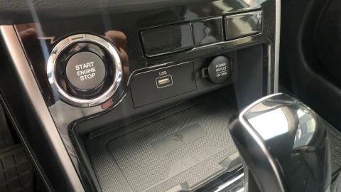 Car image 31