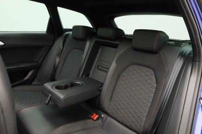 Car image 41