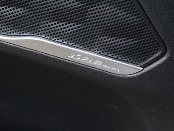 Car image 41