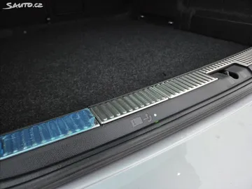 Car image 35