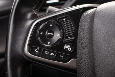 Car image 36