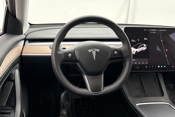 Tesla Model 3 Long Range AWD 324 kW image number 13