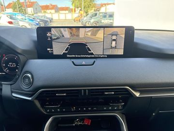 Car image 24