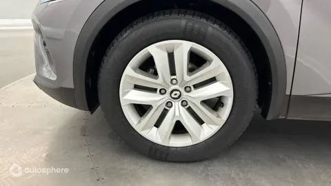 Car image 20