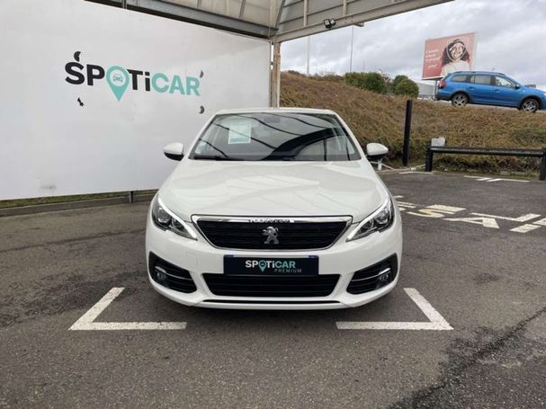 Peugeot 308 1.2 PureTech 110 Style 82 kW image number 2