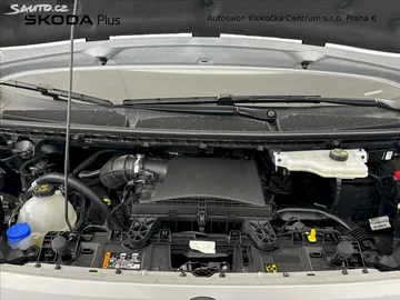 Car image 35