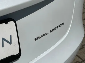 Car image 29