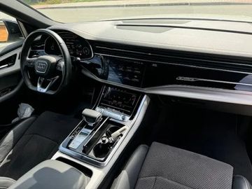 Car image 36