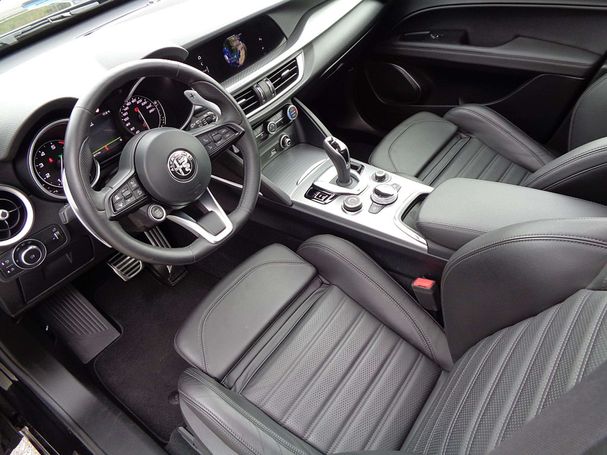 Alfa Romeo Stelvio 2.0 16V 206 kW image number 16