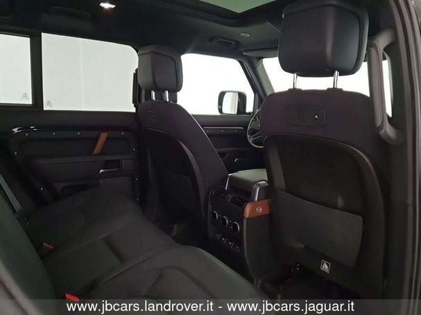 Land Rover Defender 110 3.0 MHEV 294 kW image number 18