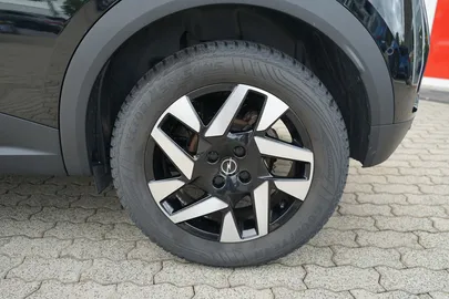 Car image 29