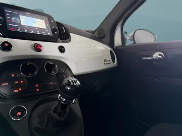 Car image 18
