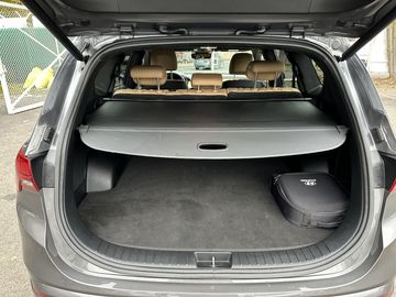 Car image 37