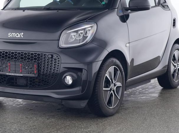 Smart ForTwo cabrio EQ passion 60 kW image number 4