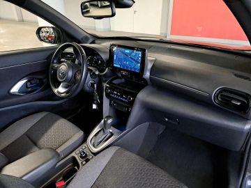 Car image 10