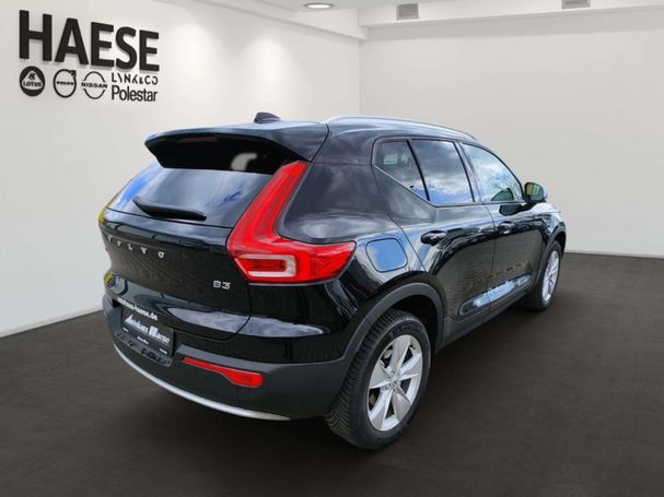 Volvo XC40 B3 Core 120 kW image number 4