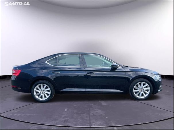 Skoda Superb 2.0 TDI DSG Ambition 110 kW image number 4