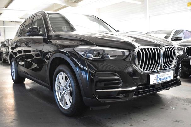 BMW X5 xDrive 210 kW image number 12