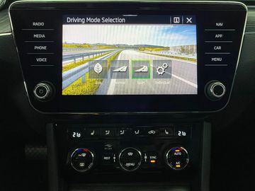 Car image 37