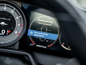 Car image 35