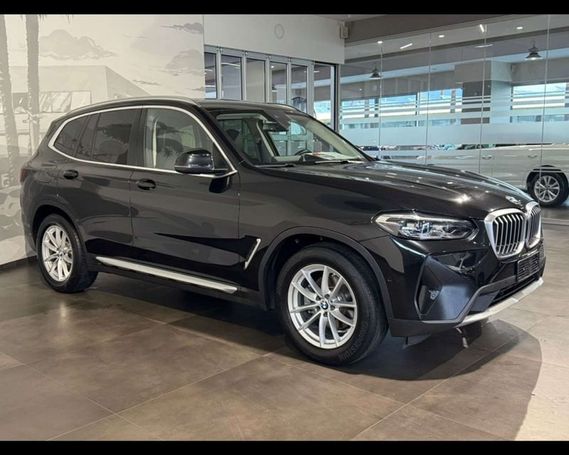 BMW X3 xDrive20d xLine 140 kW image number 2