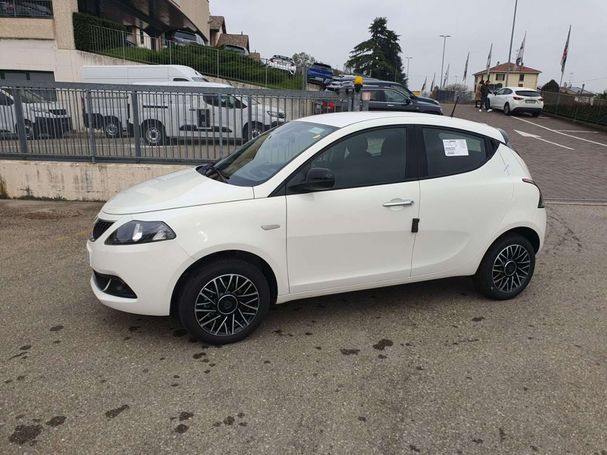 Lancia Ypsilon 51 kW image number 3