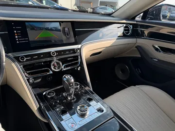 Car image 48