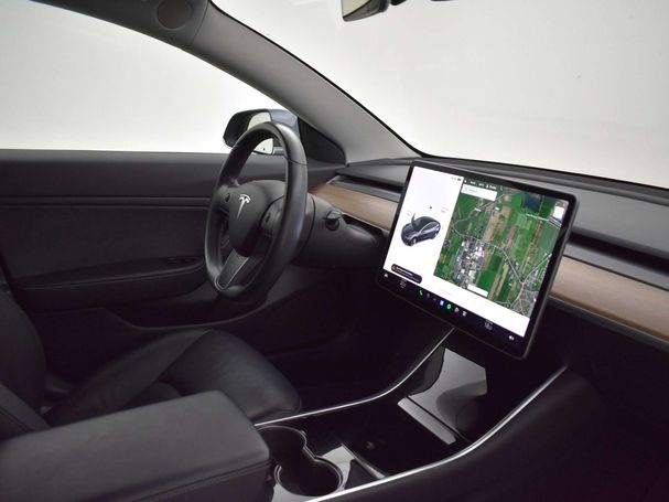 Tesla Model 3 Performance AWD 341 kW image number 5