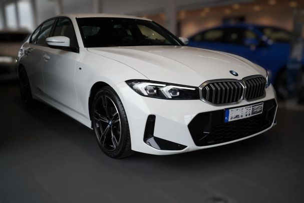 BMW 320i M Sport 135 kW image number 2