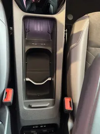 Car image 31