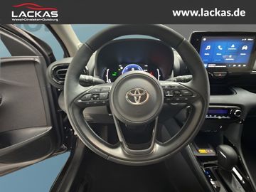 Car image 10