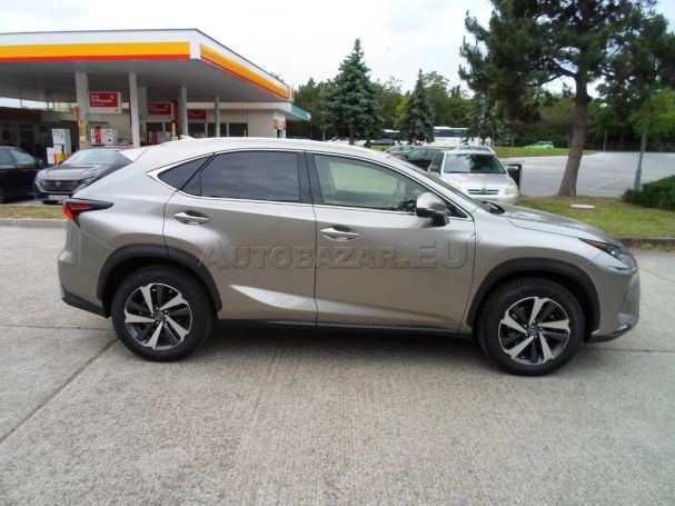 Lexus NX 300 114 kW image number 2