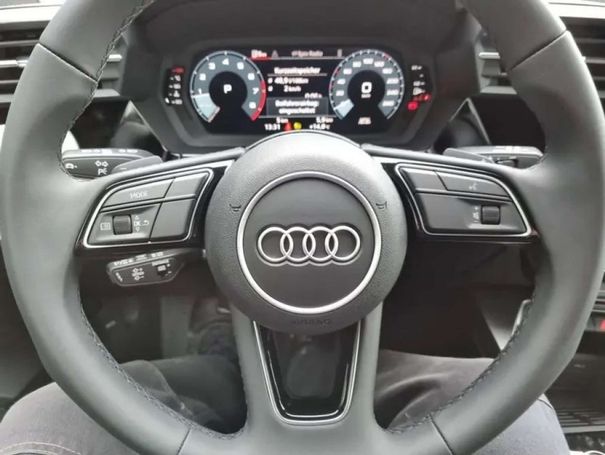 Audi A3 35 TFSI S tronic S-line 110 kW image number 2