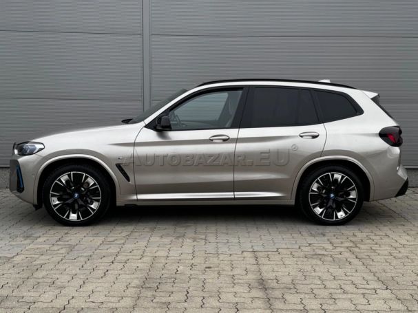 BMW iX3 210 kW image number 13