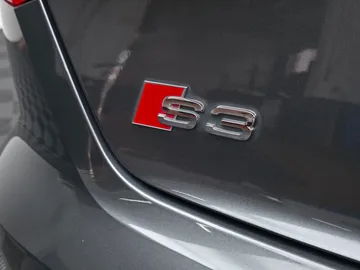 Car image 42