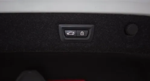 Car image 42