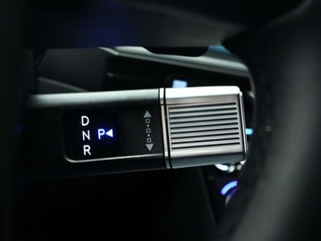 Car image 33