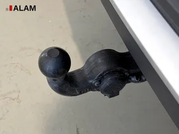 Car image 36