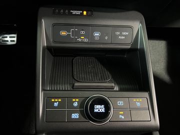 Car image 23